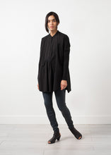 Load image into Gallery viewer, Oversized Bibbed Blouse